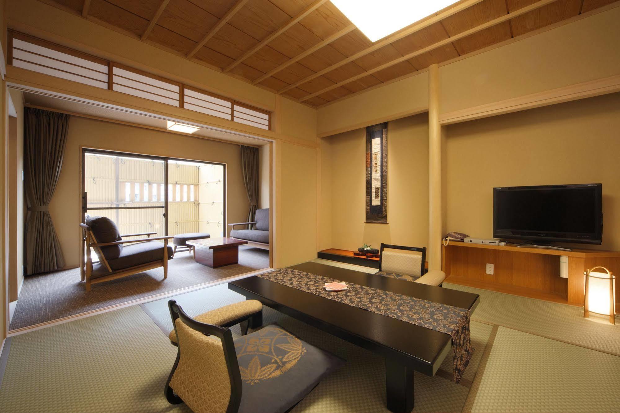 Asaya Hotel Nikko Exterior photo A room at the hotel